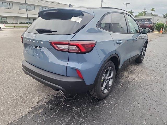 new 2025 Ford Escape car, priced at $30,203