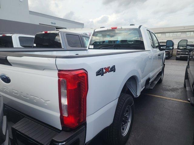 new 2024 Ford F-250 car, priced at $49,725