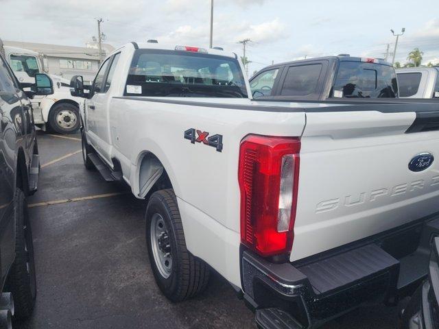 new 2024 Ford F-250 car, priced at $49,725