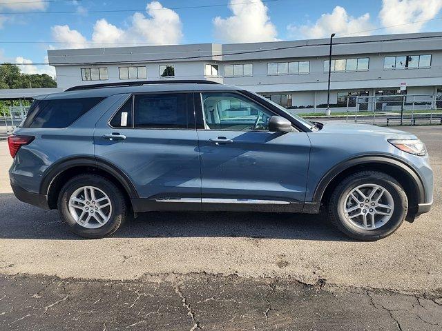 new 2025 Ford Explorer car, priced at $40,496