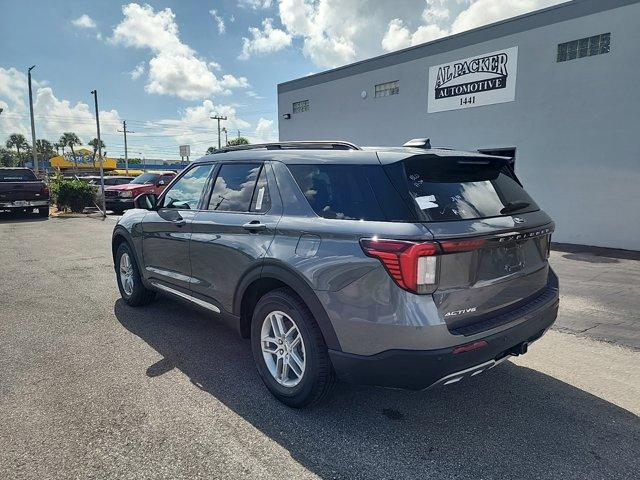 new 2025 Ford Explorer car, priced at $40,298