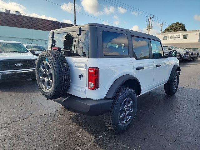 new 2024 Ford Bronco car, priced at $44,556