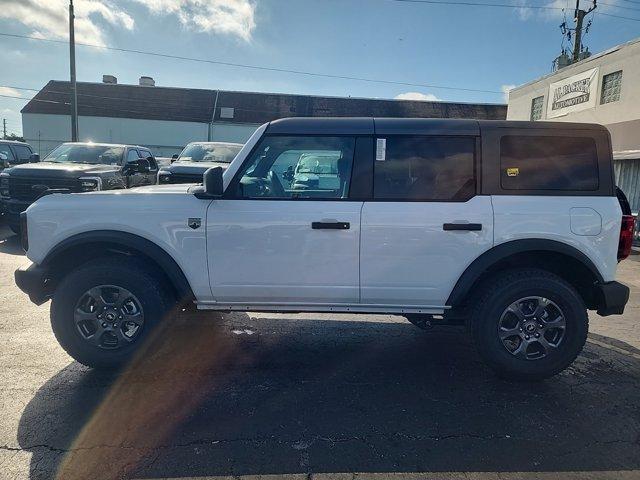 new 2024 Ford Bronco car, priced at $44,556