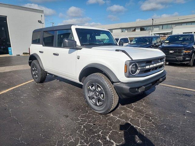 new 2024 Ford Bronco car, priced at $44,556