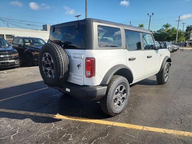 new 2024 Ford Bronco car, priced at $44,556