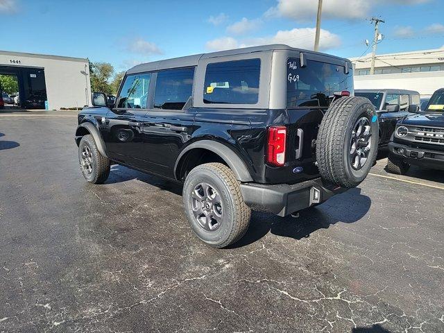 new 2024 Ford Bronco car, priced at $44,556