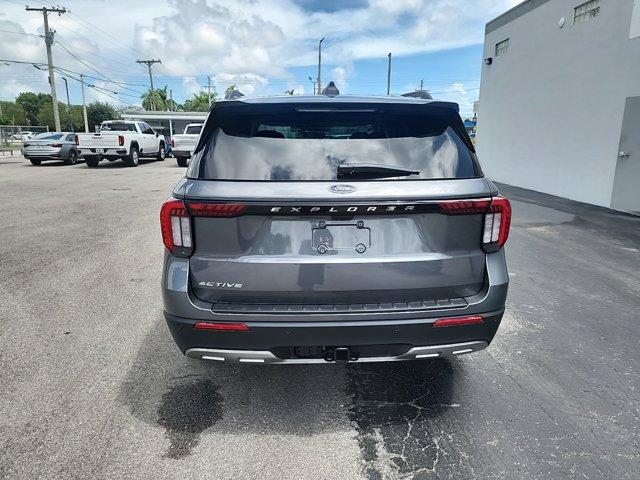 new 2025 Ford Explorer car, priced at $40,301