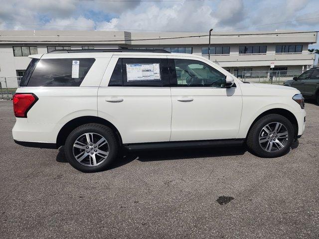 new 2024 Ford Expedition car, priced at $62,052