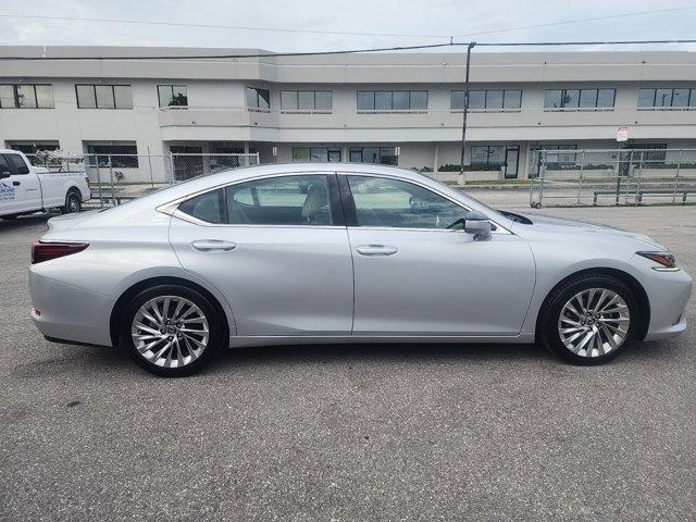 used 2021 Lexus ES 350 car, priced at $35,199