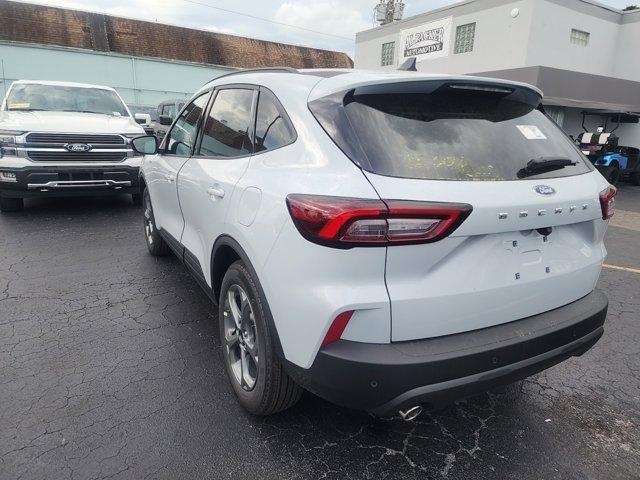 new 2025 Ford Escape car, priced at $30,584