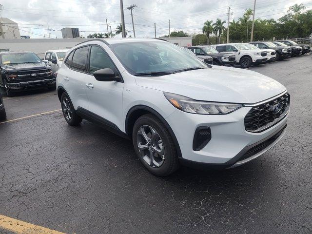 new 2025 Ford Escape car, priced at $30,584