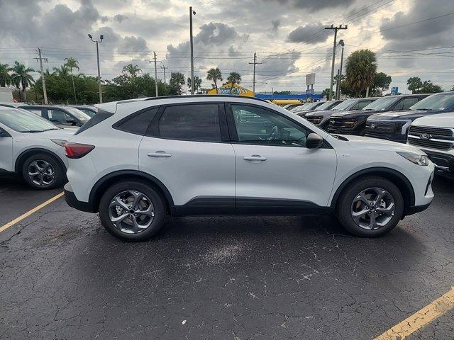 new 2025 Ford Escape car, priced at $30,584