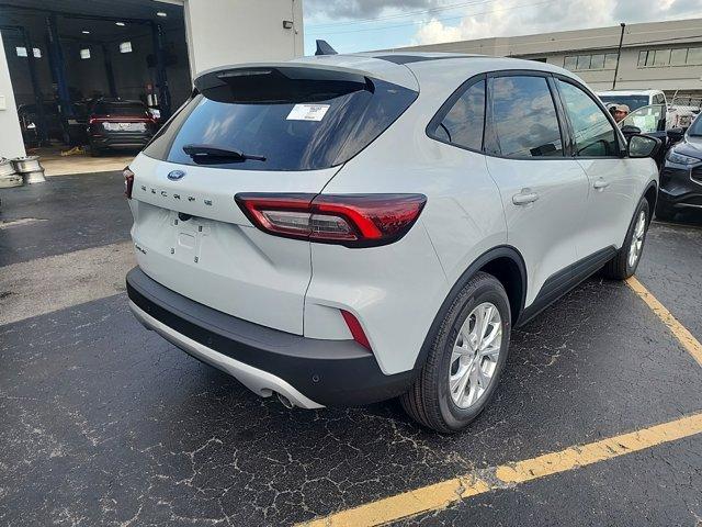 new 2025 Ford Escape car, priced at $29,638