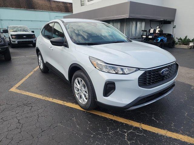 new 2025 Ford Escape car, priced at $29,638