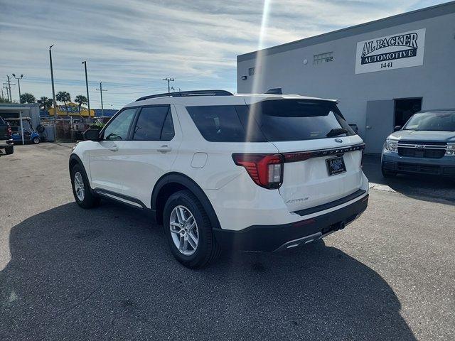 new 2025 Ford Explorer car