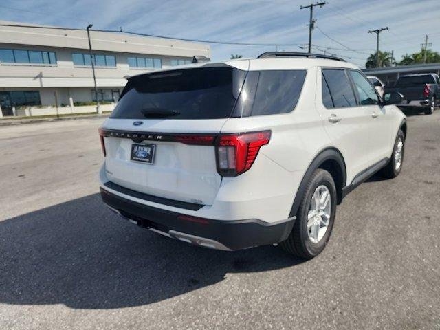 new 2025 Ford Explorer car