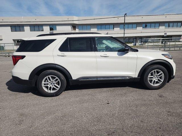 new 2025 Ford Explorer car