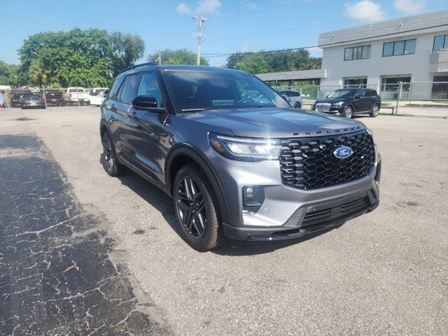 new 2025 Ford Explorer car, priced at $45,125