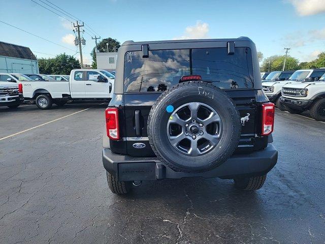 new 2024 Ford Bronco car, priced at $44,556