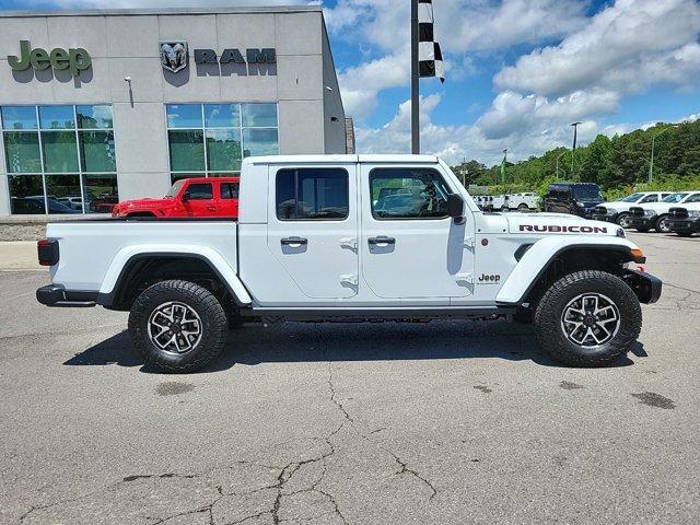 new 2024 Jeep Gladiator car, priced at $66,880