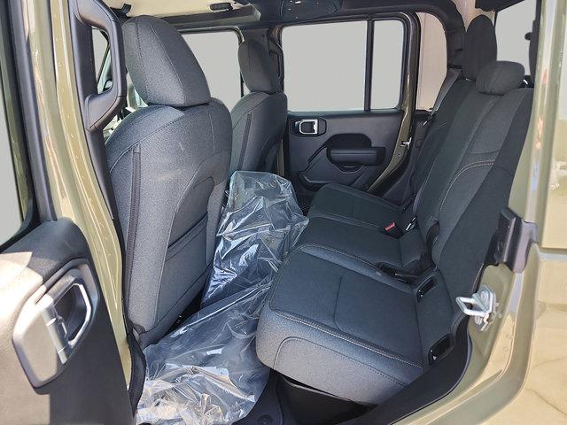 new 2025 Jeep Gladiator car, priced at $37,000