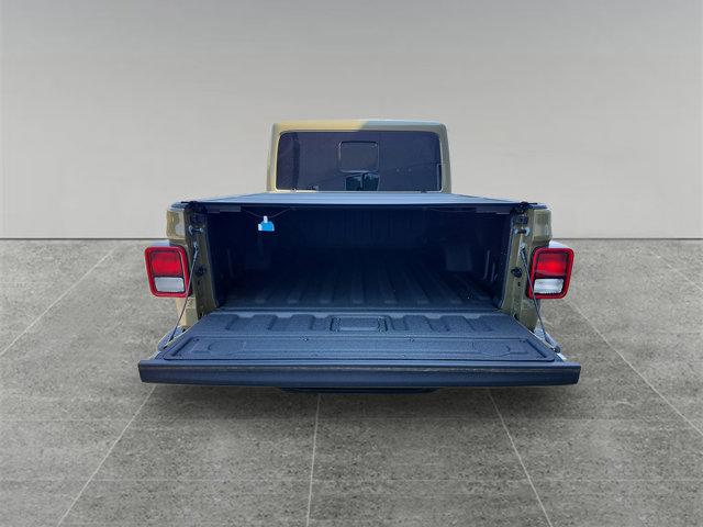 new 2025 Jeep Gladiator car, priced at $37,000