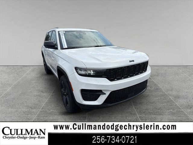 new 2025 Jeep Grand Cherokee car, priced at $39,500