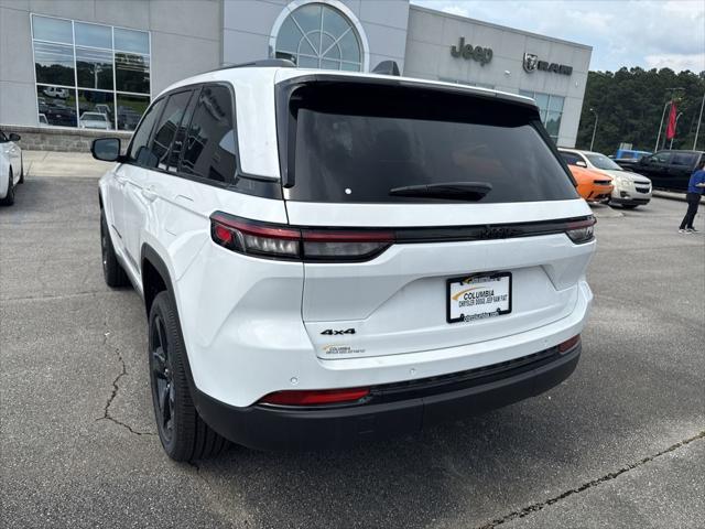 new 2025 Jeep Grand Cherokee car, priced at $42,500