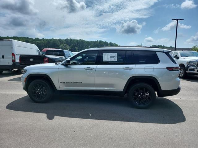 new 2025 Jeep Grand Cherokee L car, priced at $38,000