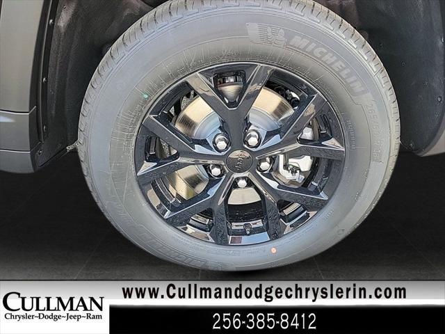 new 2025 Jeep Grand Cherokee L car, priced at $38,000