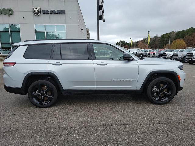 used 2023 Jeep Grand Cherokee L car, priced at $33,393