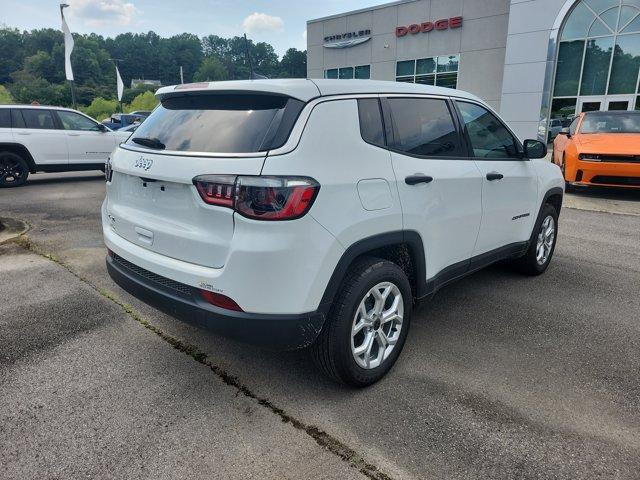 new 2025 Jeep Compass car, priced at $26,000
