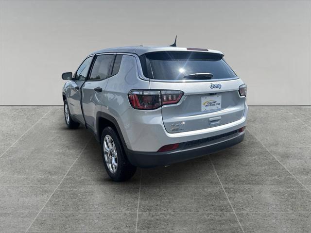new 2025 Jeep Compass car, priced at $24,000