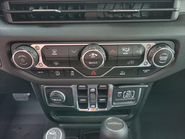 new 2025 Jeep Gladiator car, priced at $37,000