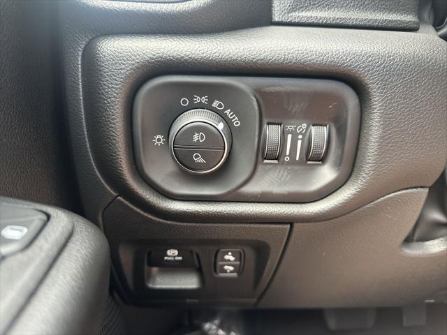 new 2025 Ram 1500 car, priced at $64,275
