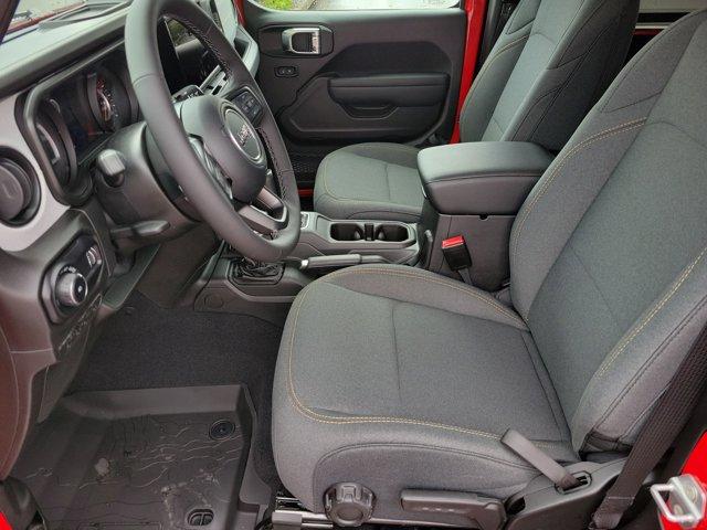new 2025 Jeep Wrangler car, priced at $52,090