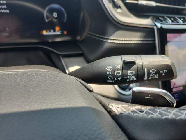 new 2025 Jeep Grand Cherokee car, priced at $48,000