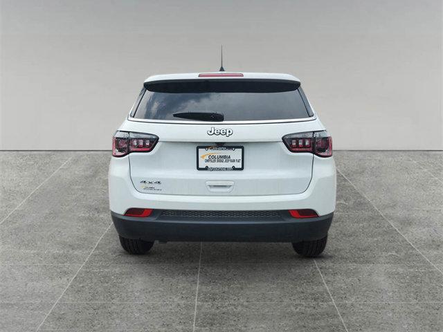 new 2025 Jeep Compass car, priced at $25,000