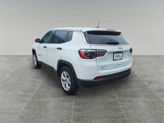 new 2025 Jeep Compass car, priced at $25,000