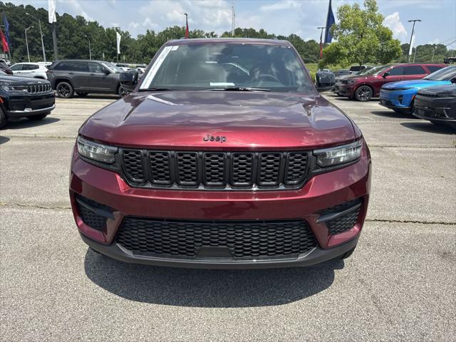 new 2025 Jeep Grand Cherokee car, priced at $41,000