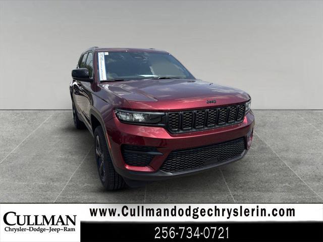 new 2025 Jeep Grand Cherokee car, priced at $40,000