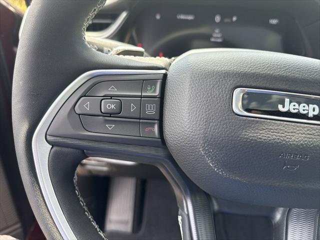 new 2025 Jeep Grand Cherokee car, priced at $41,000