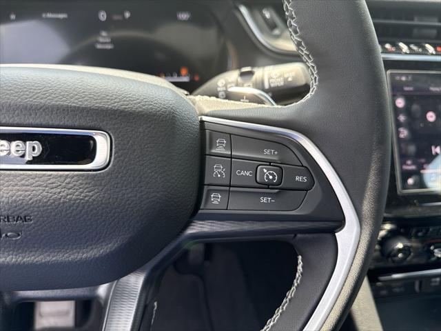 new 2025 Jeep Grand Cherokee car, priced at $41,000