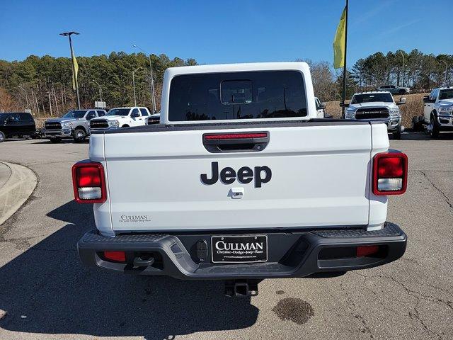 new 2025 Jeep Gladiator car, priced at $44,640