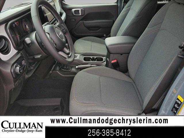 new 2025 Jeep Gladiator car, priced at $38,000