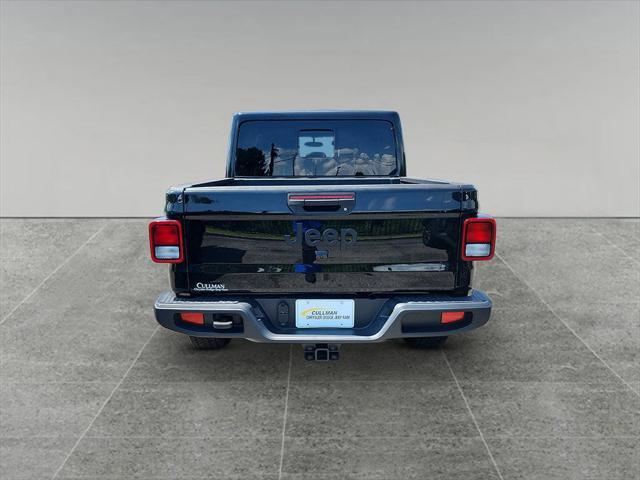 new 2025 Jeep Gladiator car, priced at $36,500