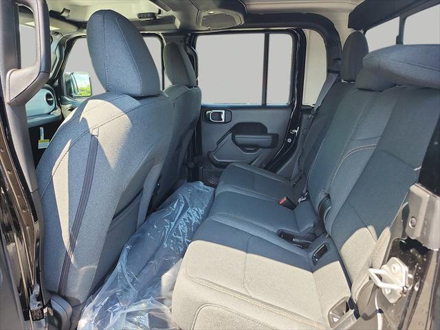 new 2025 Jeep Gladiator car, priced at $36,500