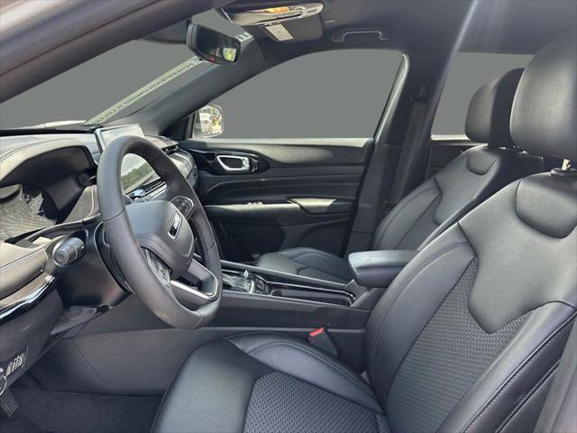 new 2025 Jeep Compass car, priced at $26,500