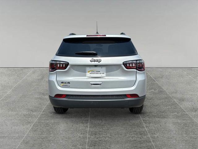 new 2025 Jeep Compass car, priced at $26,500