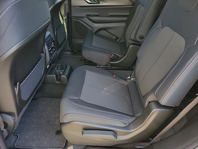 new 2025 Jeep Grand Cherokee L car, priced at $36,500